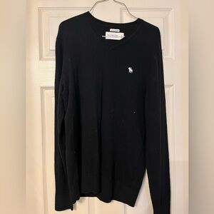 Men’s A&F sweater